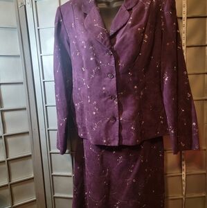 Sheri Martin size 10. 2 piece suit with skirt and Jacket.